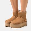 UGG Australia - Snowboots - Classic Mini Plateforme Chestnut  - Photo